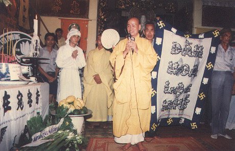 Nhạc Phật giáo Karaoke 306 – Chân dung người áo Lam – Khánh Vân